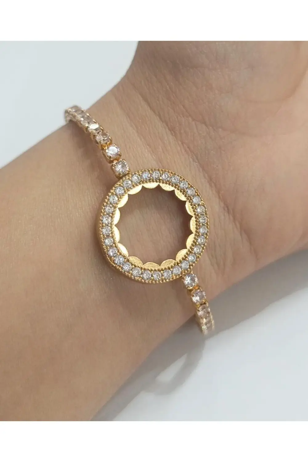 Lüks Gösterişli Taşlı Altın Renk Bileklik