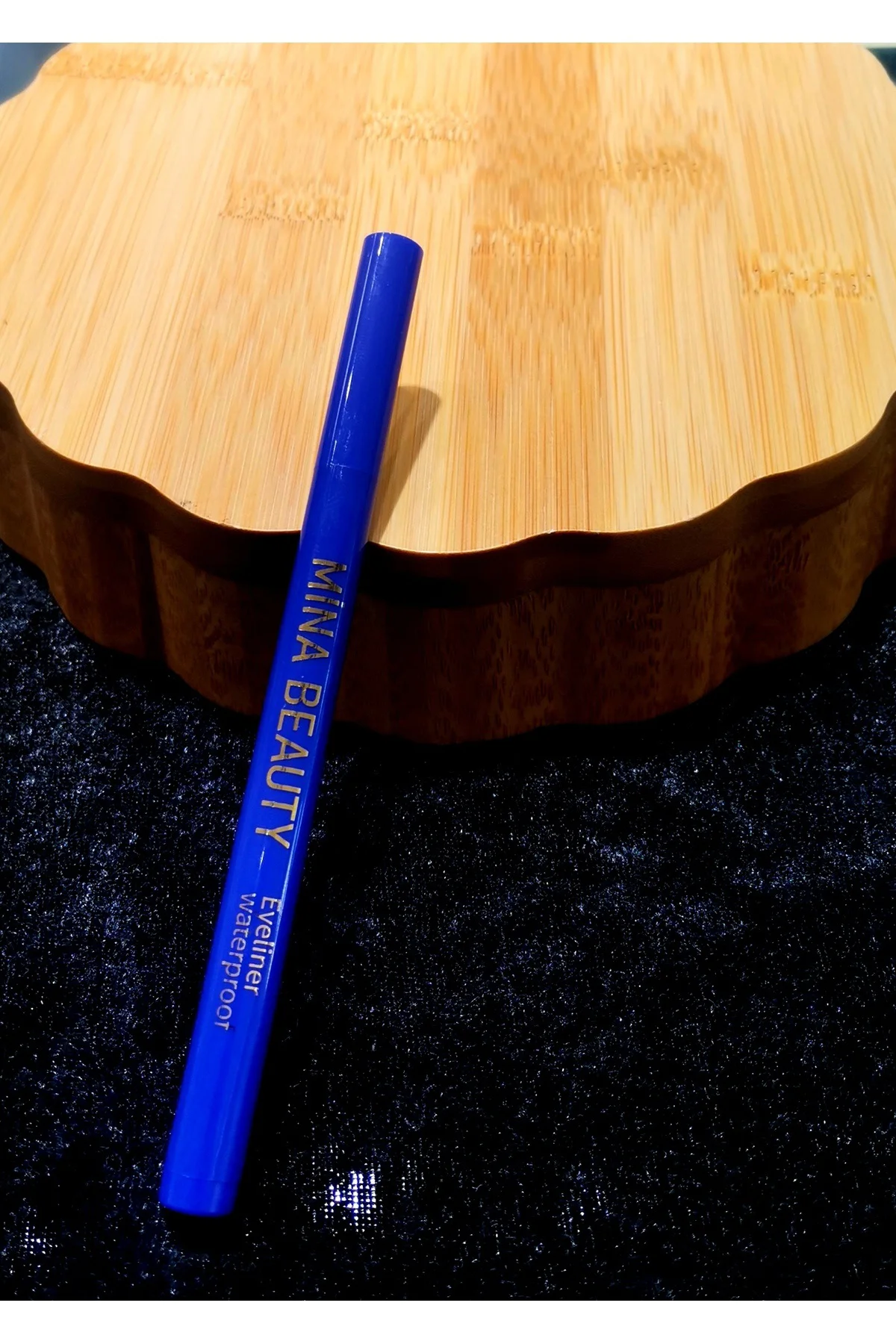 Lüks Göz Alıcı Mor Eyelıner