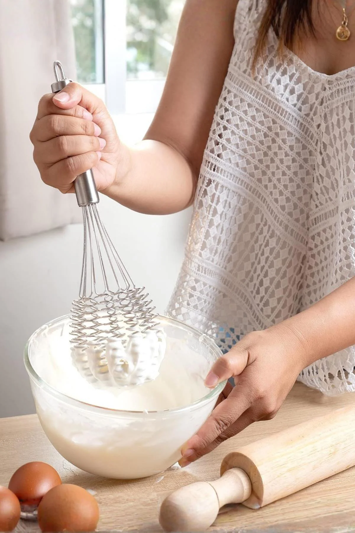 Lüks Örgülü Paslanmaz Çelik Çırpıcı &amp; Profesyonel Hamur Ve Sos Karıştırıcı (32 cm)