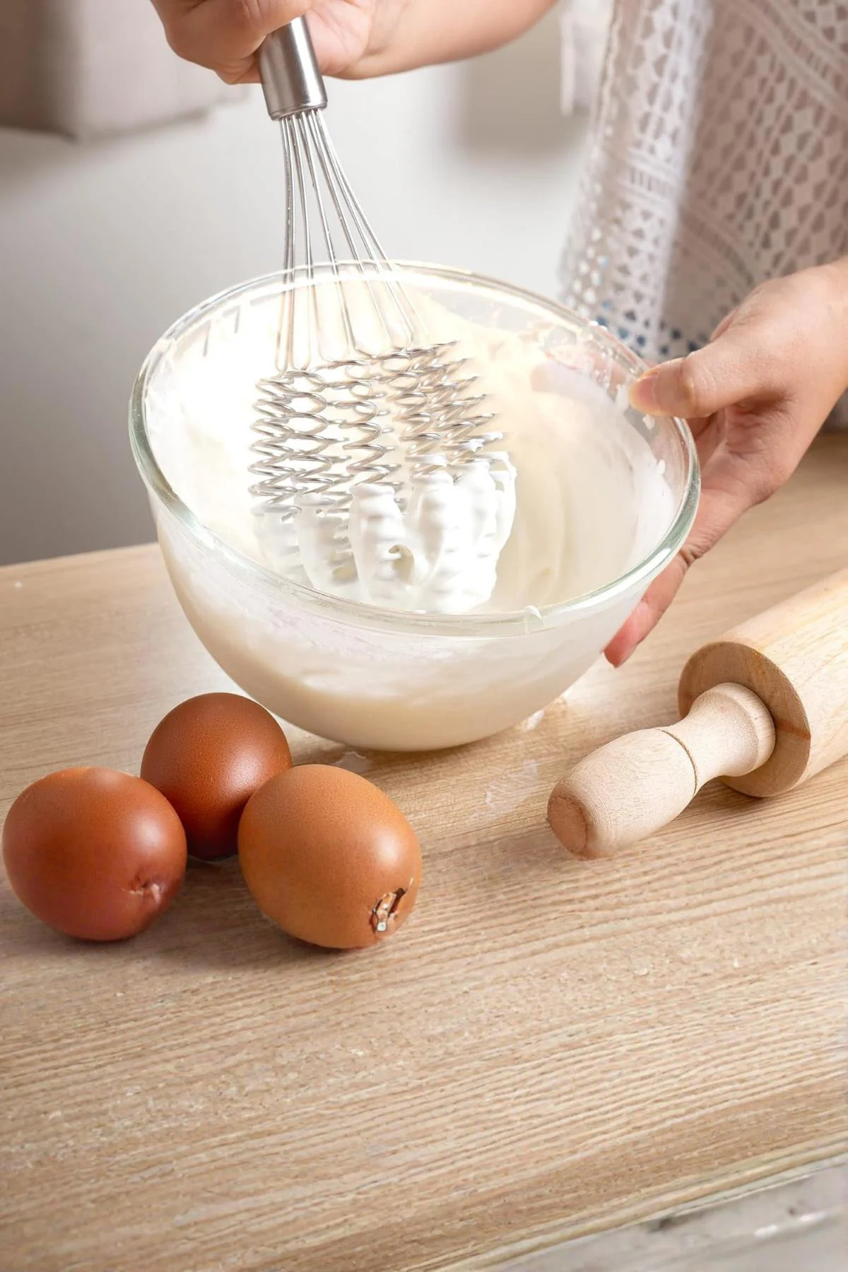 Lüks Örgülü Paslanmaz Çelik Çırpıcı - 32 cm Profesyonel Hamur & Sos Karıştırıcı