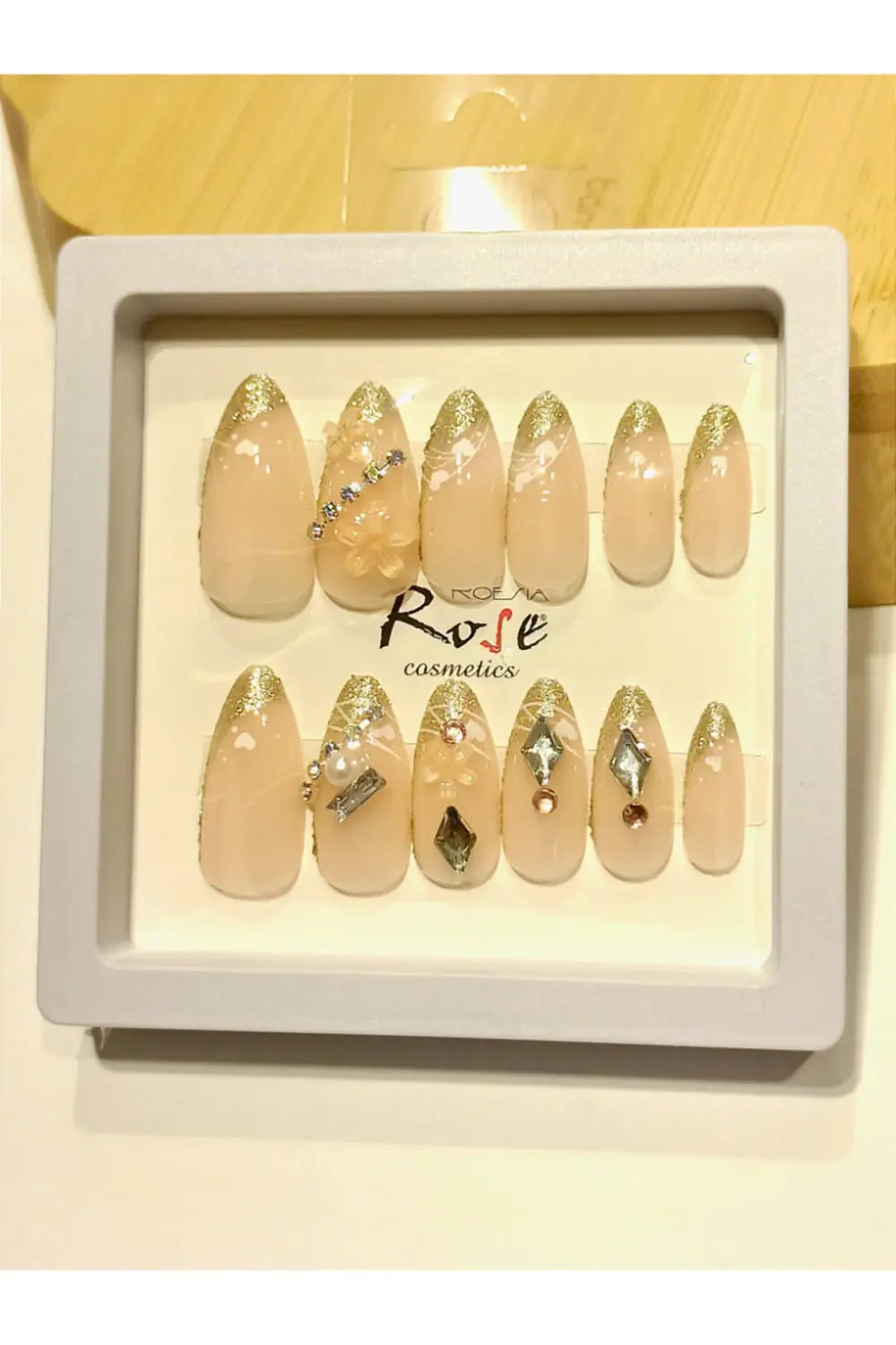 Lüks Tasarım Taşlı Yapay Tırnak