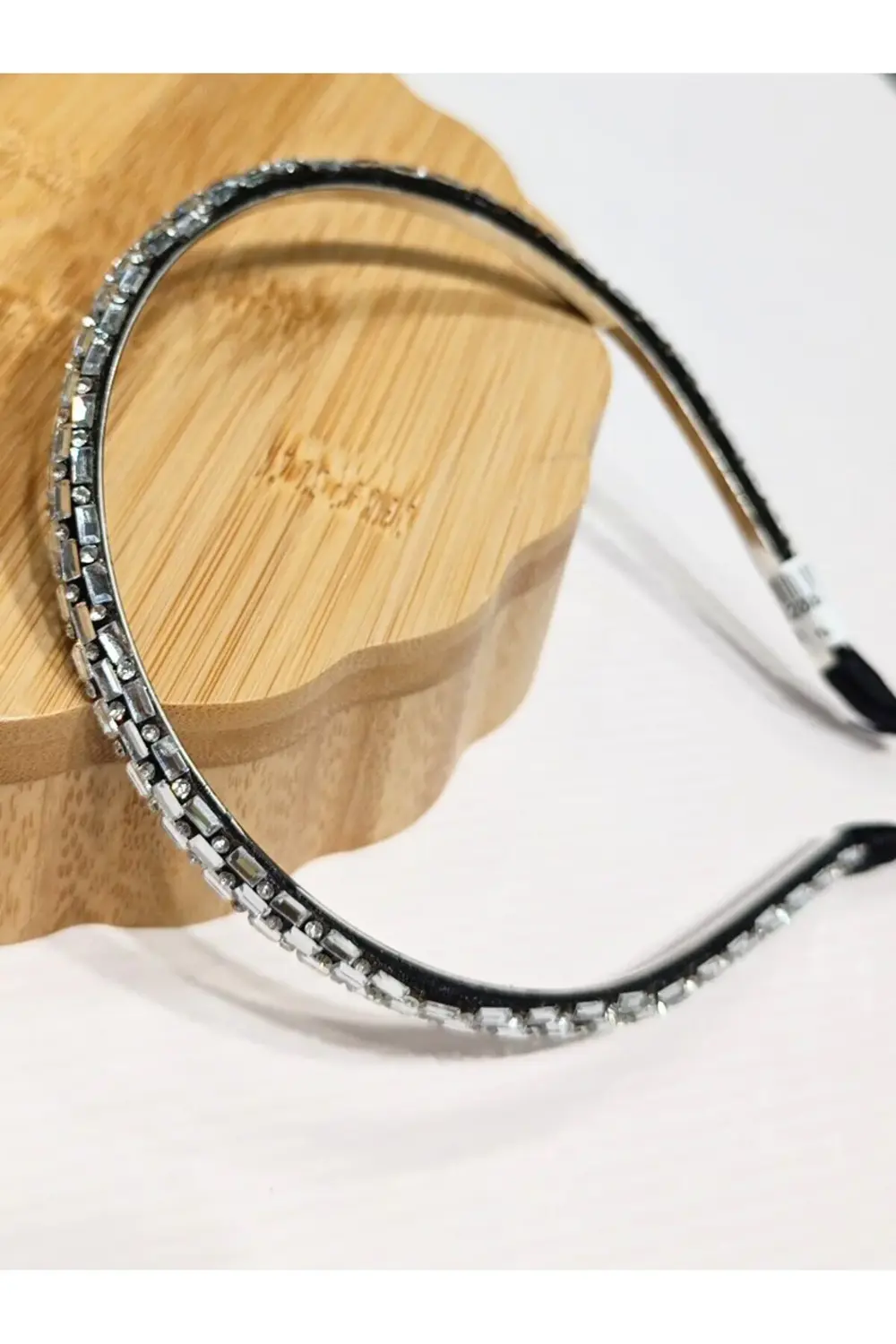 Lüks Taşlı İnce Taç