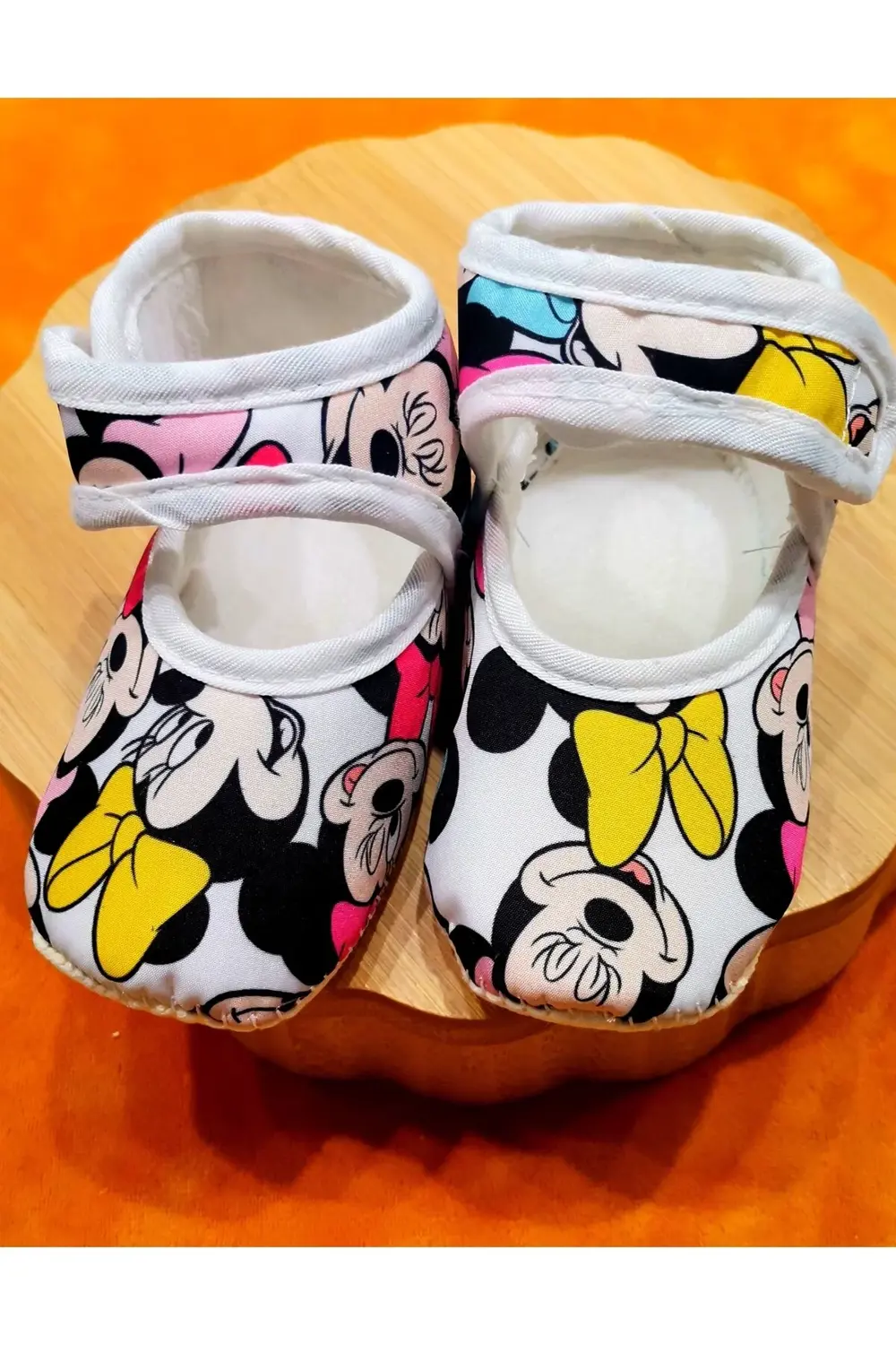 Lüks Yumuşak Tabanlı Figürlü Bebek Ayakkabısı