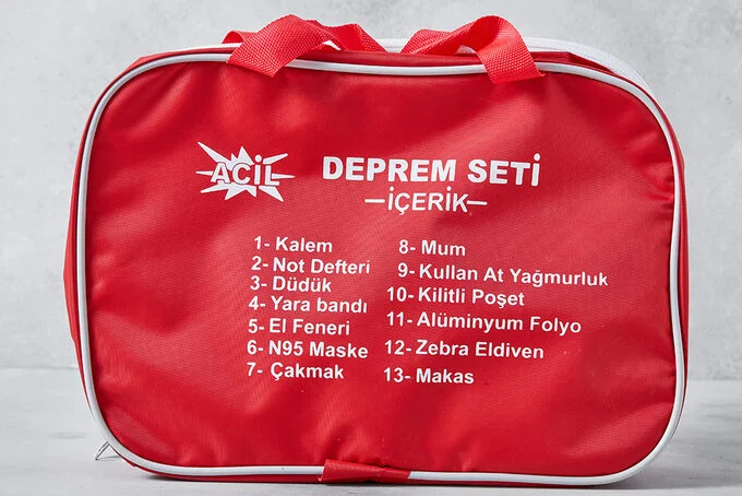 Luluyen Acil 13 Parça Deprem Çantası ve Acil Durum Seti – Afet Hazırlık Çantası Fiyatı, Yorumları ve Özellikleri