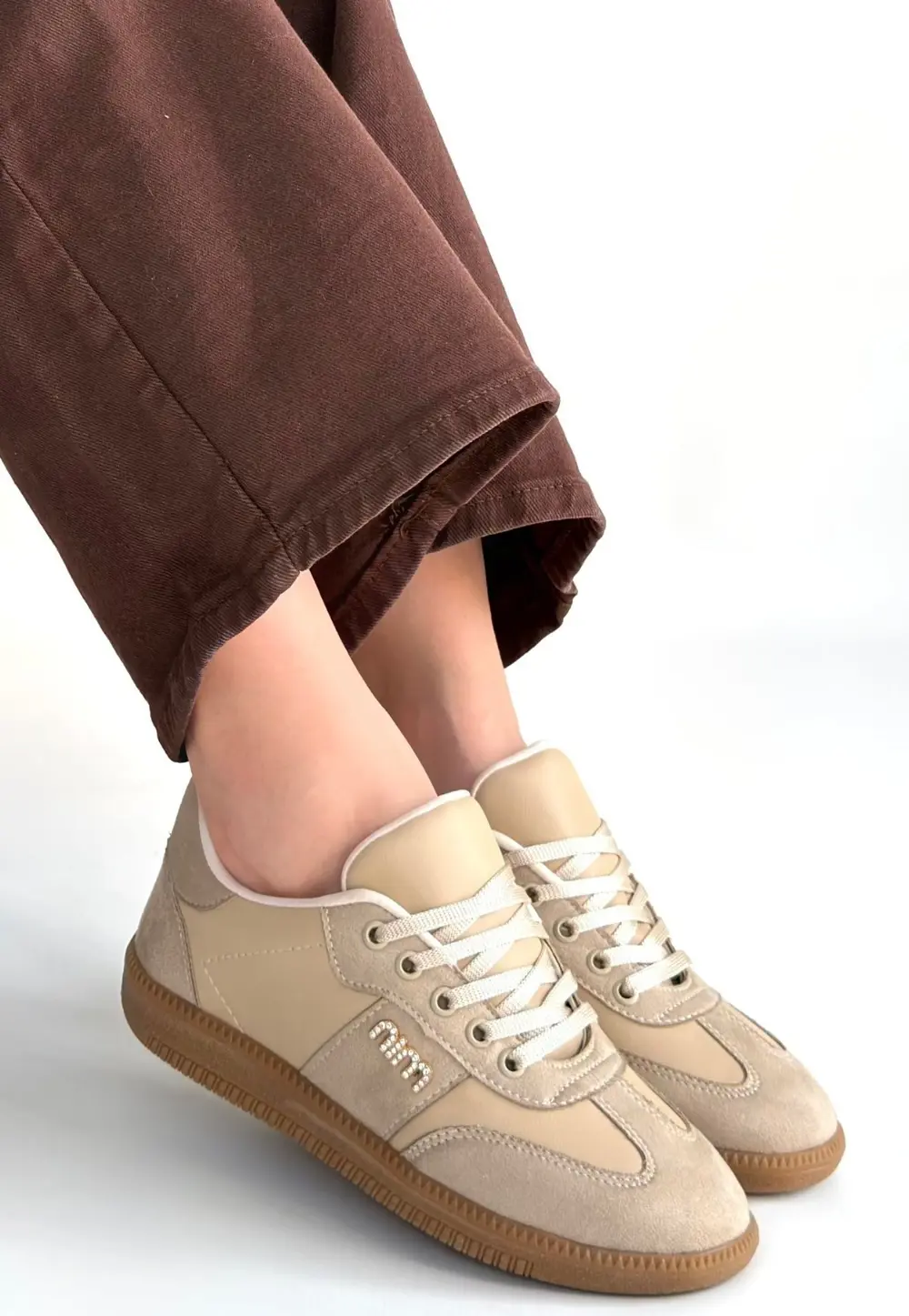 Lunga Bej Cilt Bağcıklı Spor Ayakkabı Lunga Bej Cilt Bağcıklı Spor Ayakkabı