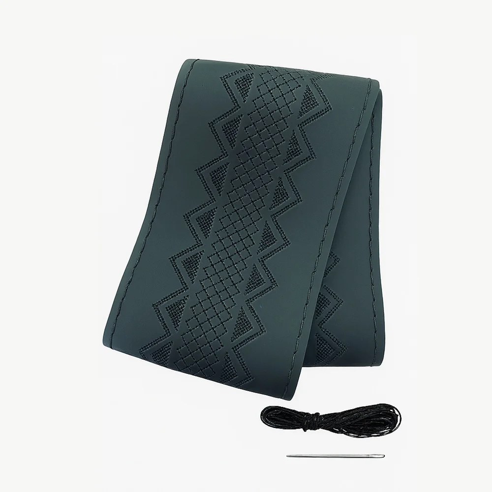 Lüx Desenli Deri Dikme Direksiyon Kılıfı 38-40cm Siyah OND362 Lüx Desenli Deri Dikme Direksiyon Kılıfı 38-40cm Siyah OND362