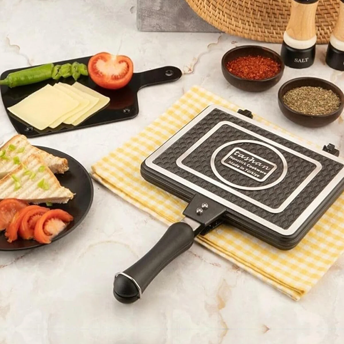 Lüx Emzikli İç Dış Granit Tost Makinası TR-34-098760 Lüx Emzikli İç Dış Granit Tost Makinası TR-34-098760