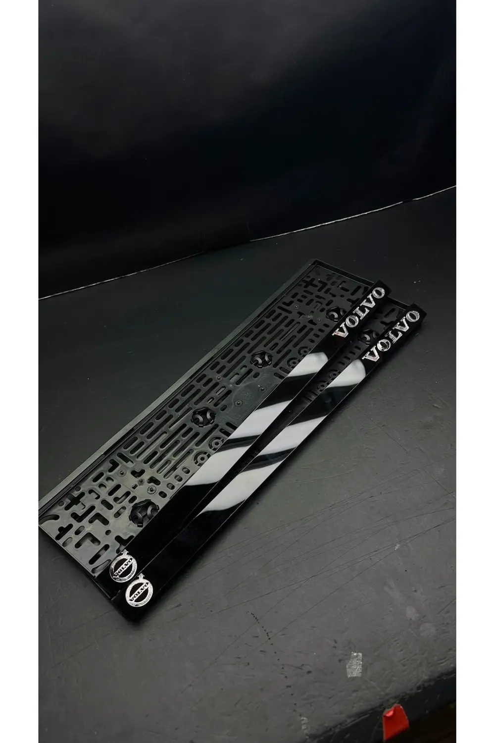 Lux Kişiye Özel Volvo Pleksi Takmatik Plakalık