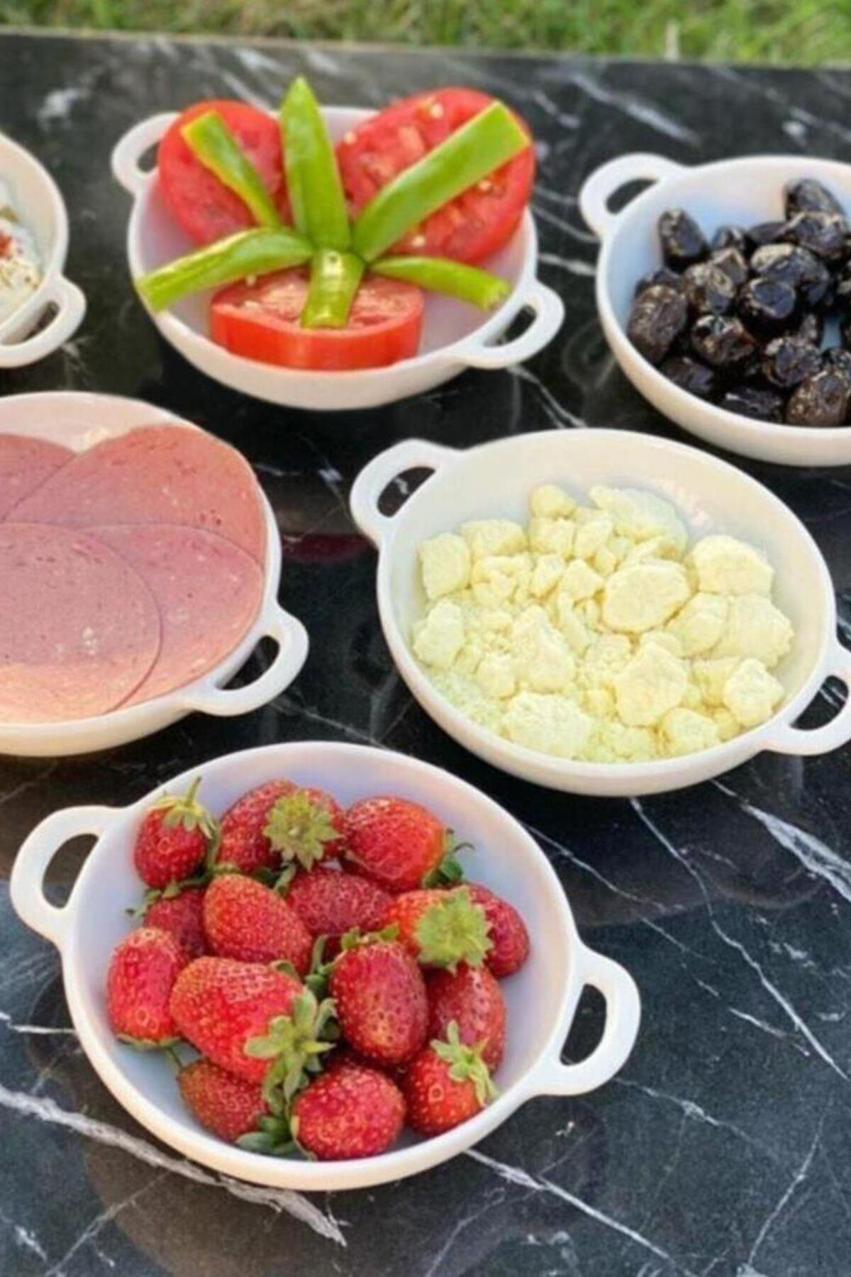 Lüx Porselen 3'lü Meze Tabağı 15x12.1x3.5 Cm