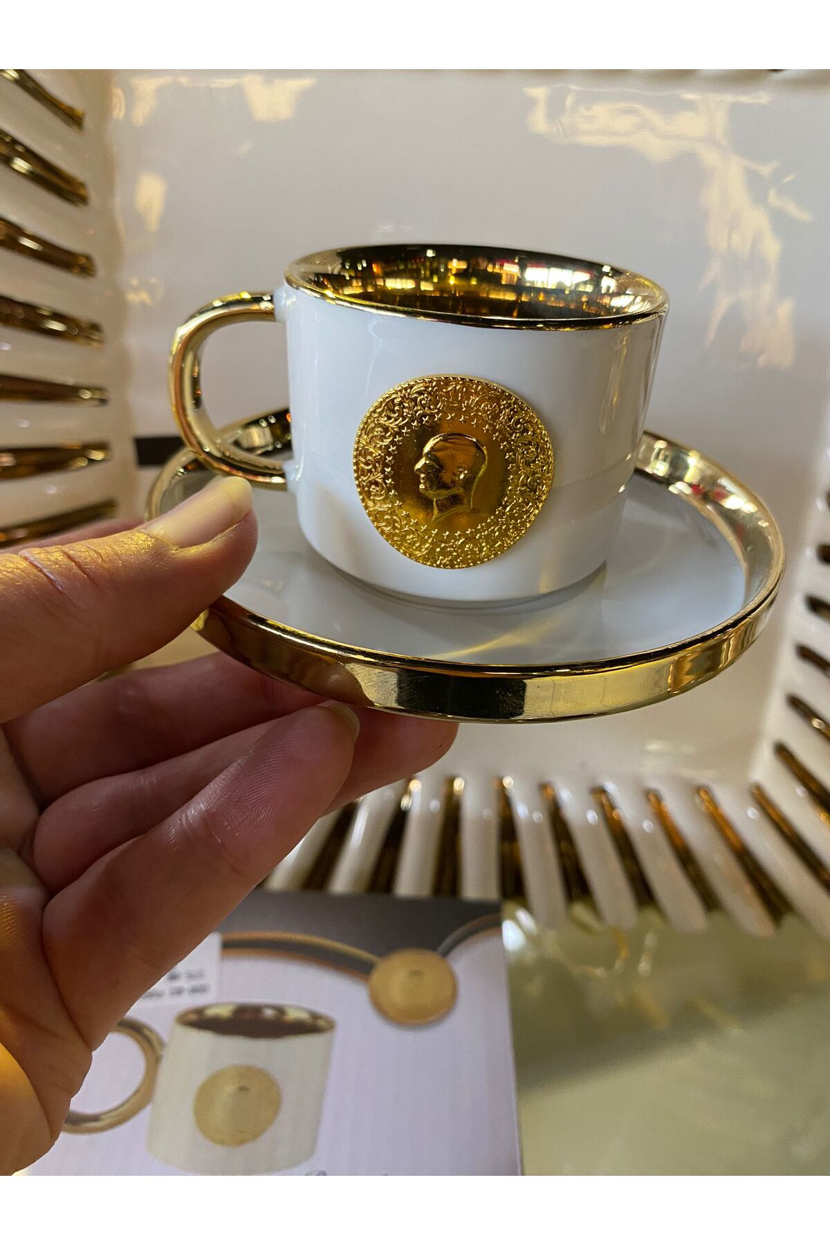 Elif Aksesuar Lüx Porselen Lira Fincan Takımı