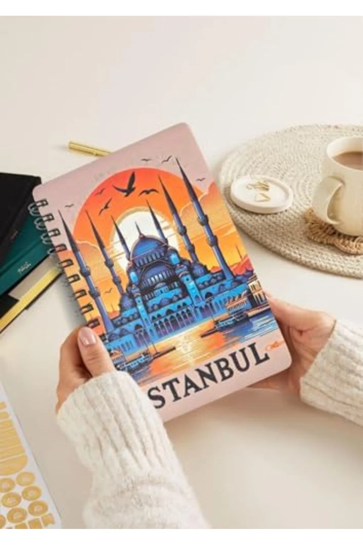 LuxShoping Mia Simli Defter İstanbul A5 Yeni Yıl Çizgisiz Spirall