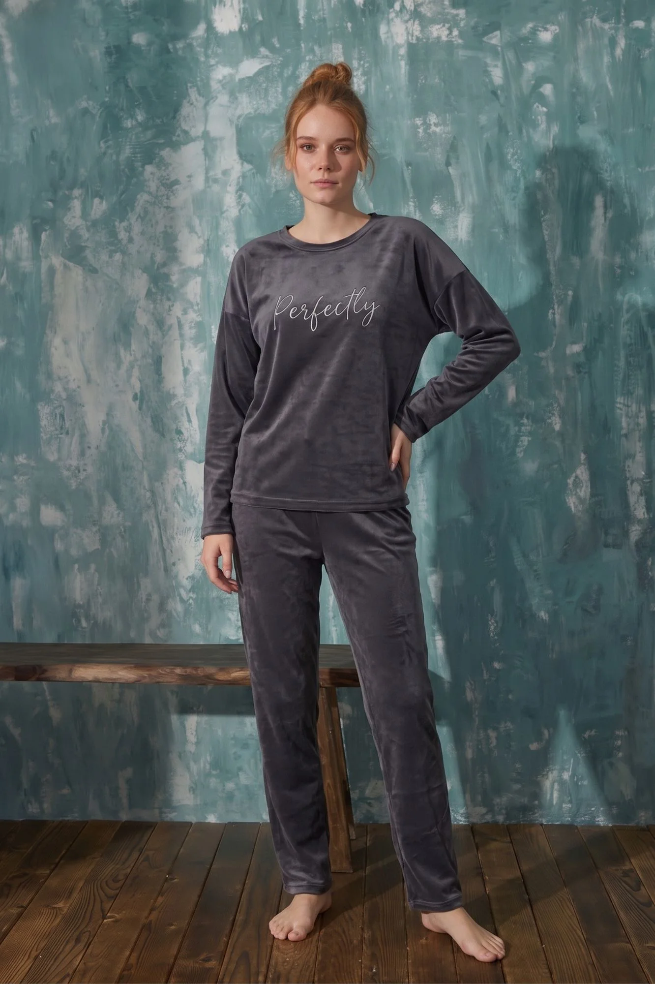 Luxury Velvet Fransız Kadife Yazı Detaylı Pijama Takımı, Gri, L Fiyatı, Yorumları ve Özellikleri