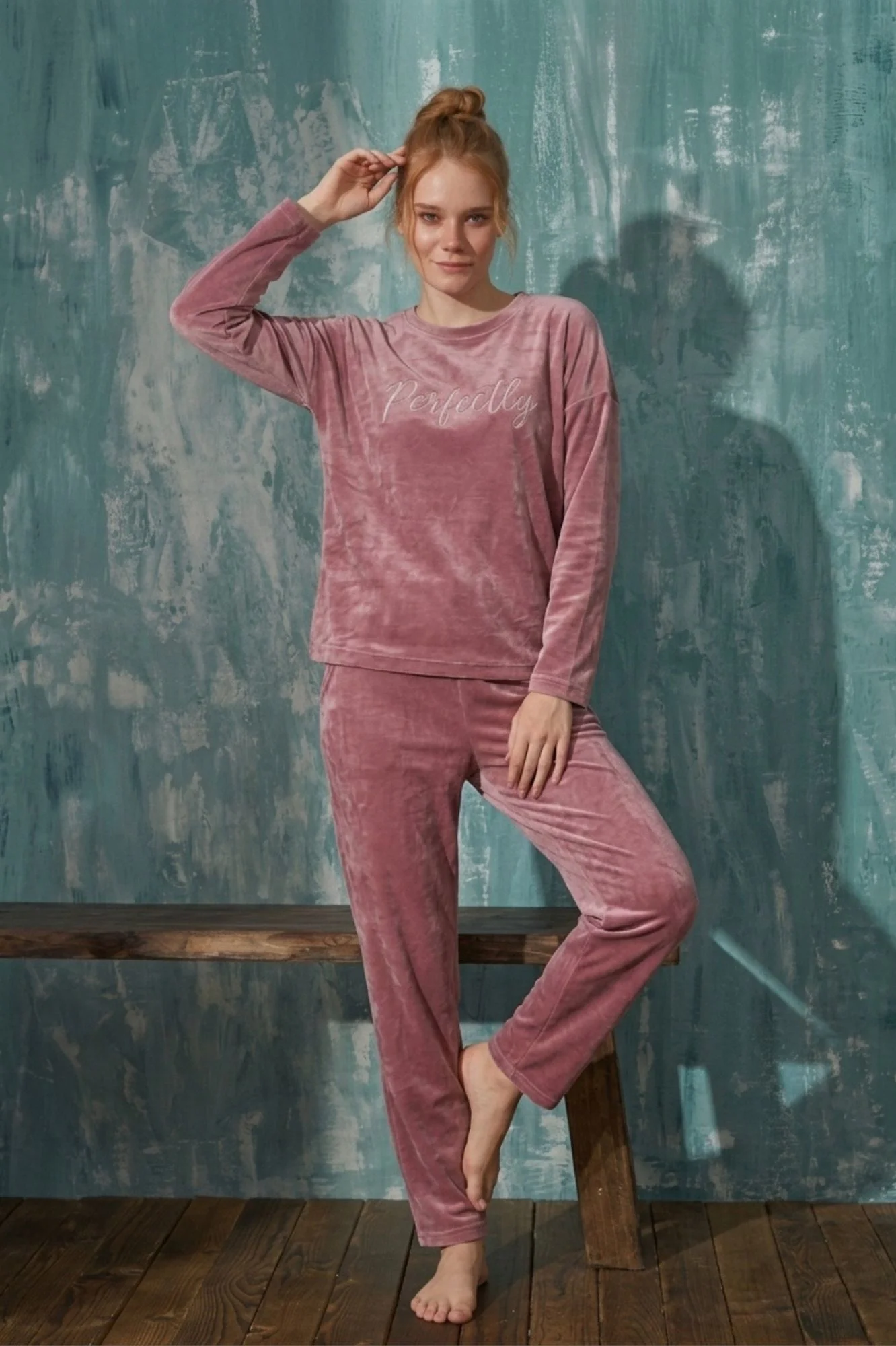 Luxury Velvet Fransız Kadife Yazı Detaylı Pijama Takımı, Pembe, L Fiyatı, Yorumları ve Özellikleri