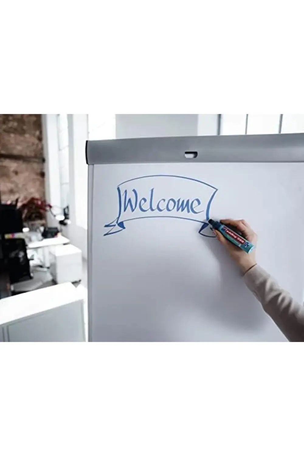 Lvn 388 Flipchart markör - siyah - 1 kalem - kama ucu 4-12 mm - y