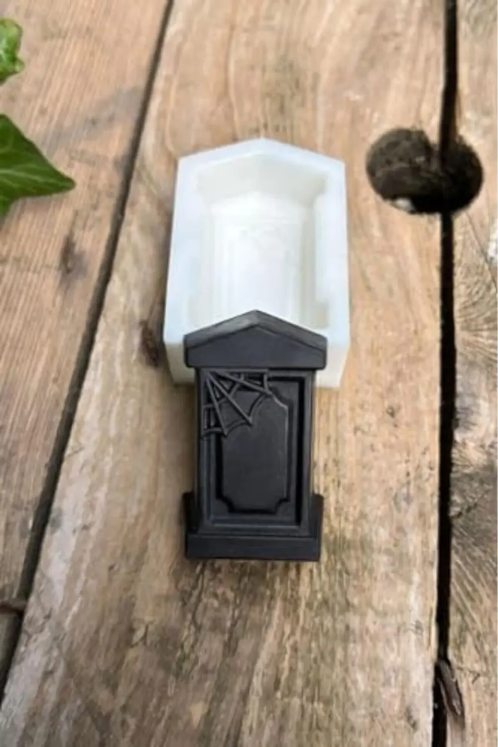 Lvn Mezar Taşı Örümcek Ağı Desenli Mum Kalıbı (Silikon) (1 Adet)