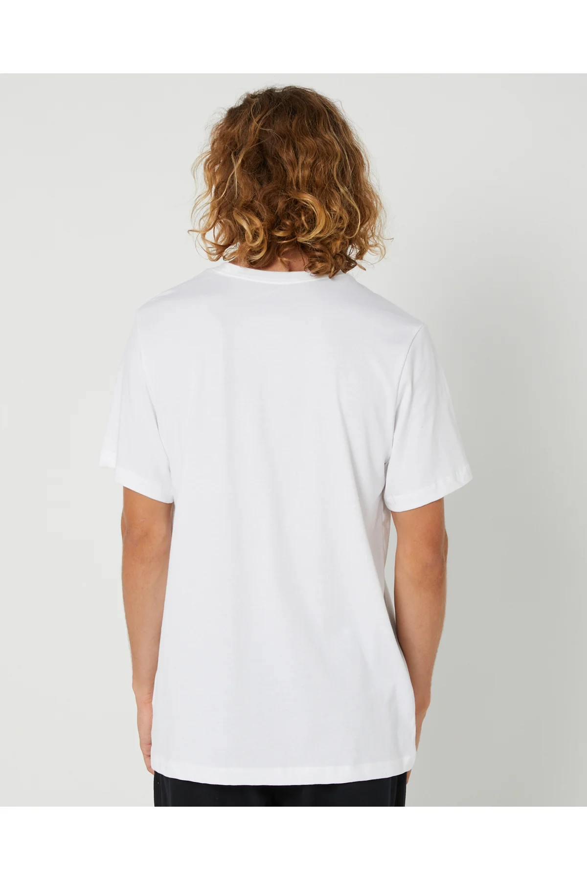 M NSW CLUB TEE AR4997-101 Beyaz Erkek Günlük Tişört - Görsel 3