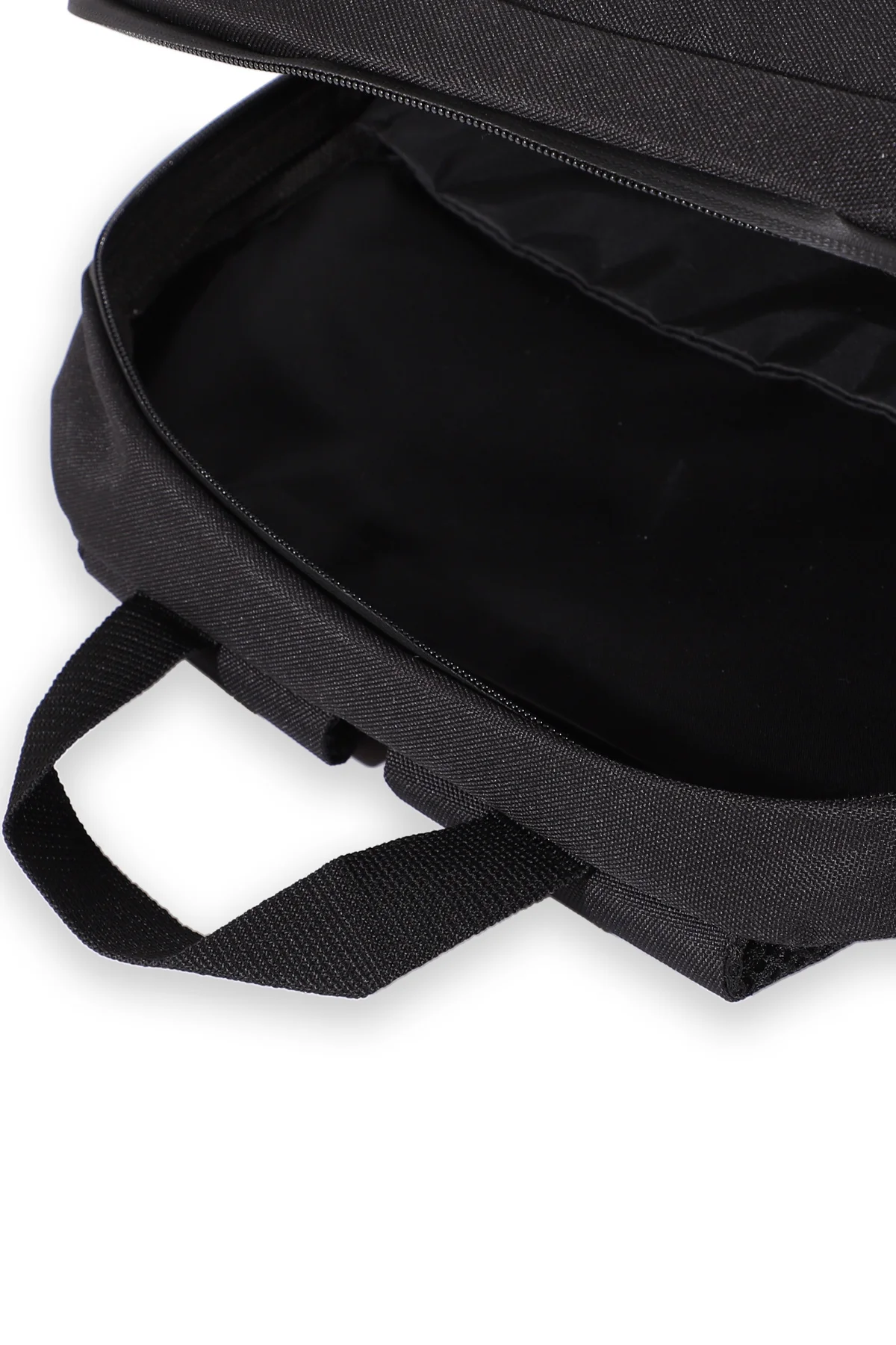 Macbook air 13" (M4) BlackCore Su Geçirmez Sırt Çantası