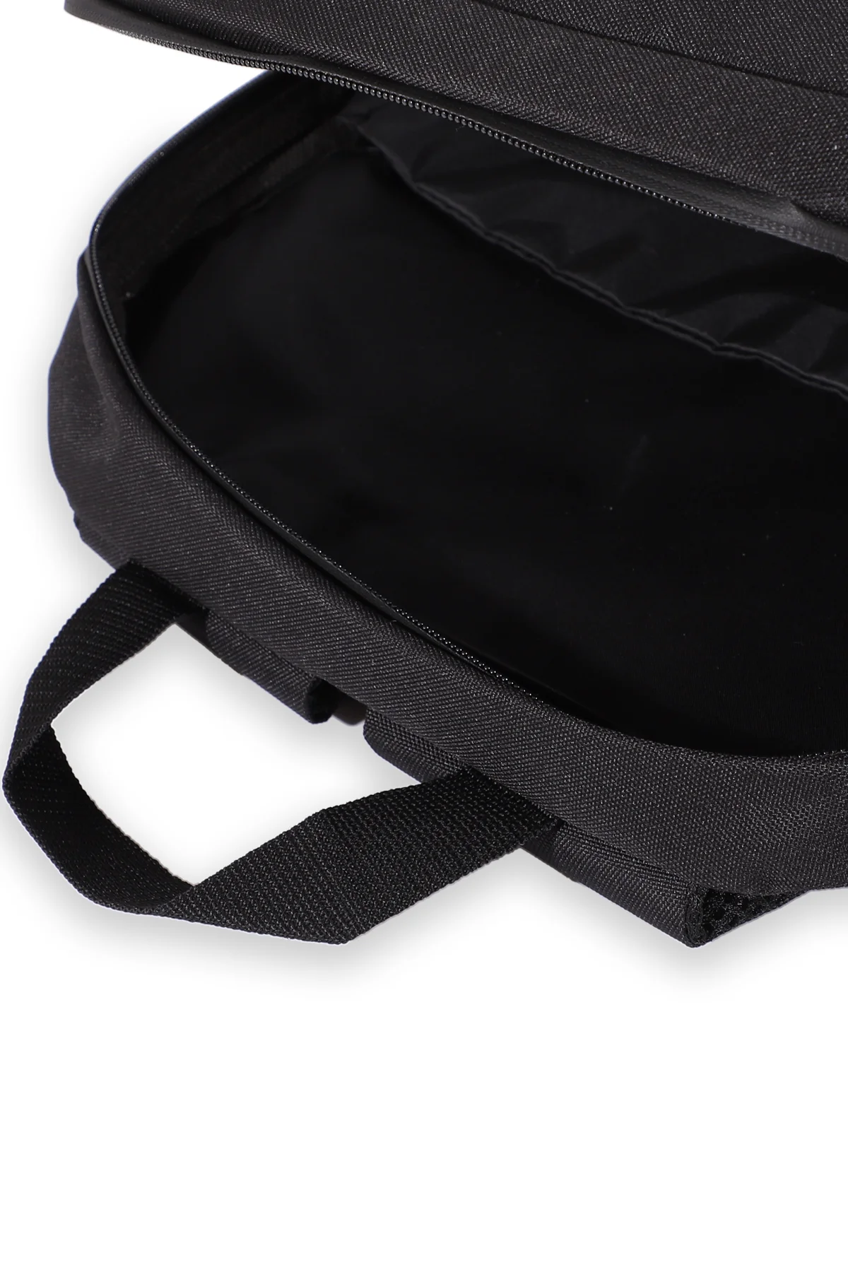 Macbook air 15 Inch (M3) BlackCore Su Geçirmez Sırt Çantası