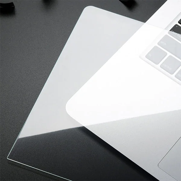 MacBook Pro 13" A2289/A2251 (2020) 8-9H Temperli Cam Ekran Koruyucu – Darbeye Dayanıklı, Parmak İzi Kaplamalı