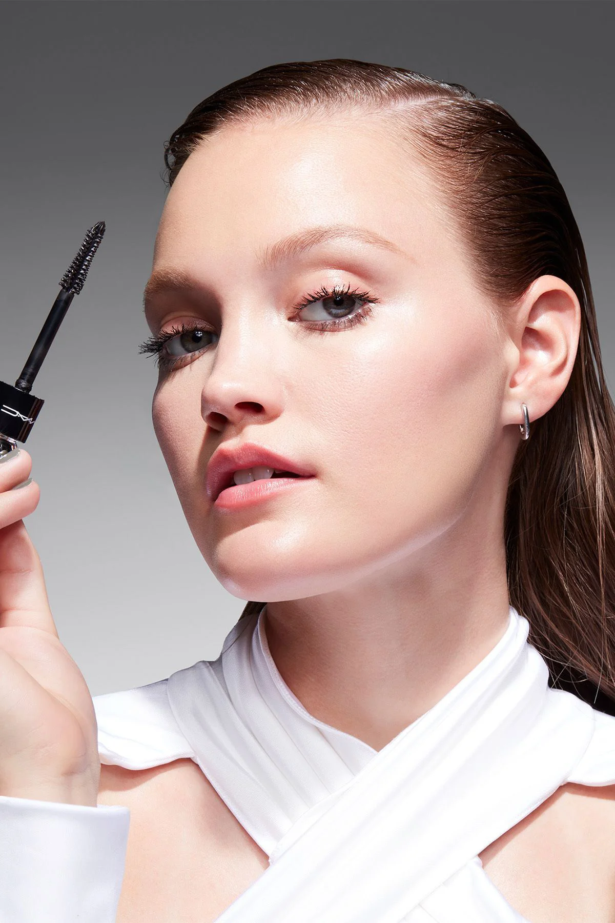 Macstack Siyah Maskara Mega Fırça 12ml - Kıvırma, Uzunluk ve Haci