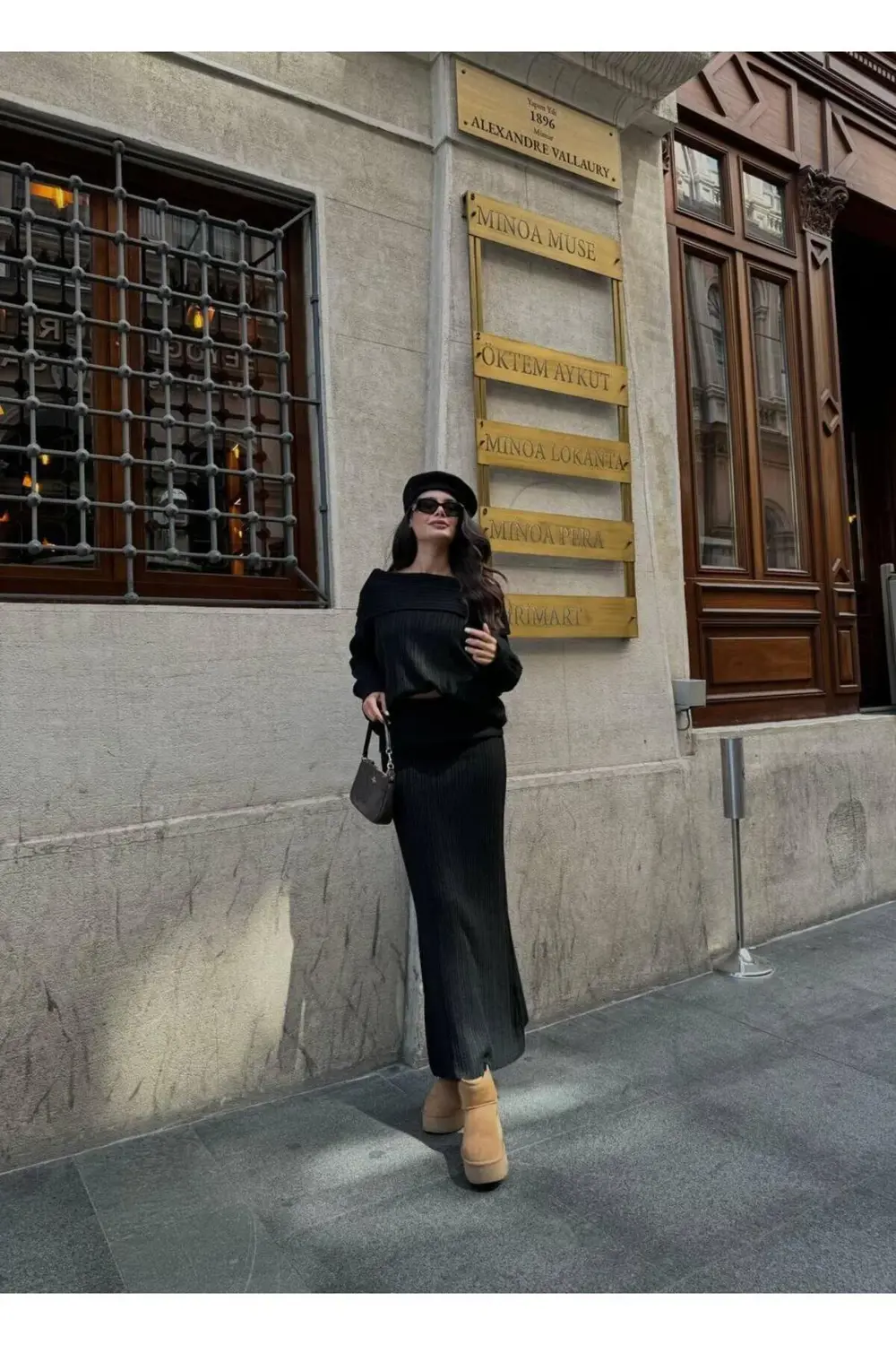 MADONNA YAKA KADIN TRİKO UZUN ETEKLİ TAKIM