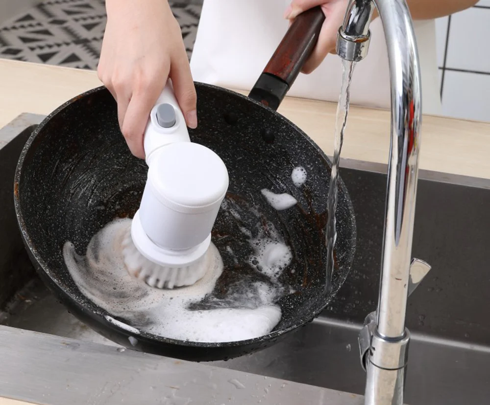 Magic Brush 5 in 1 Kablosuz Şarjlı Temizlik Fırçası | Çok Amaçlı Döner Başlıklı Elektrikli Banyo, Mutfak ve Fayans Temizleme Seti