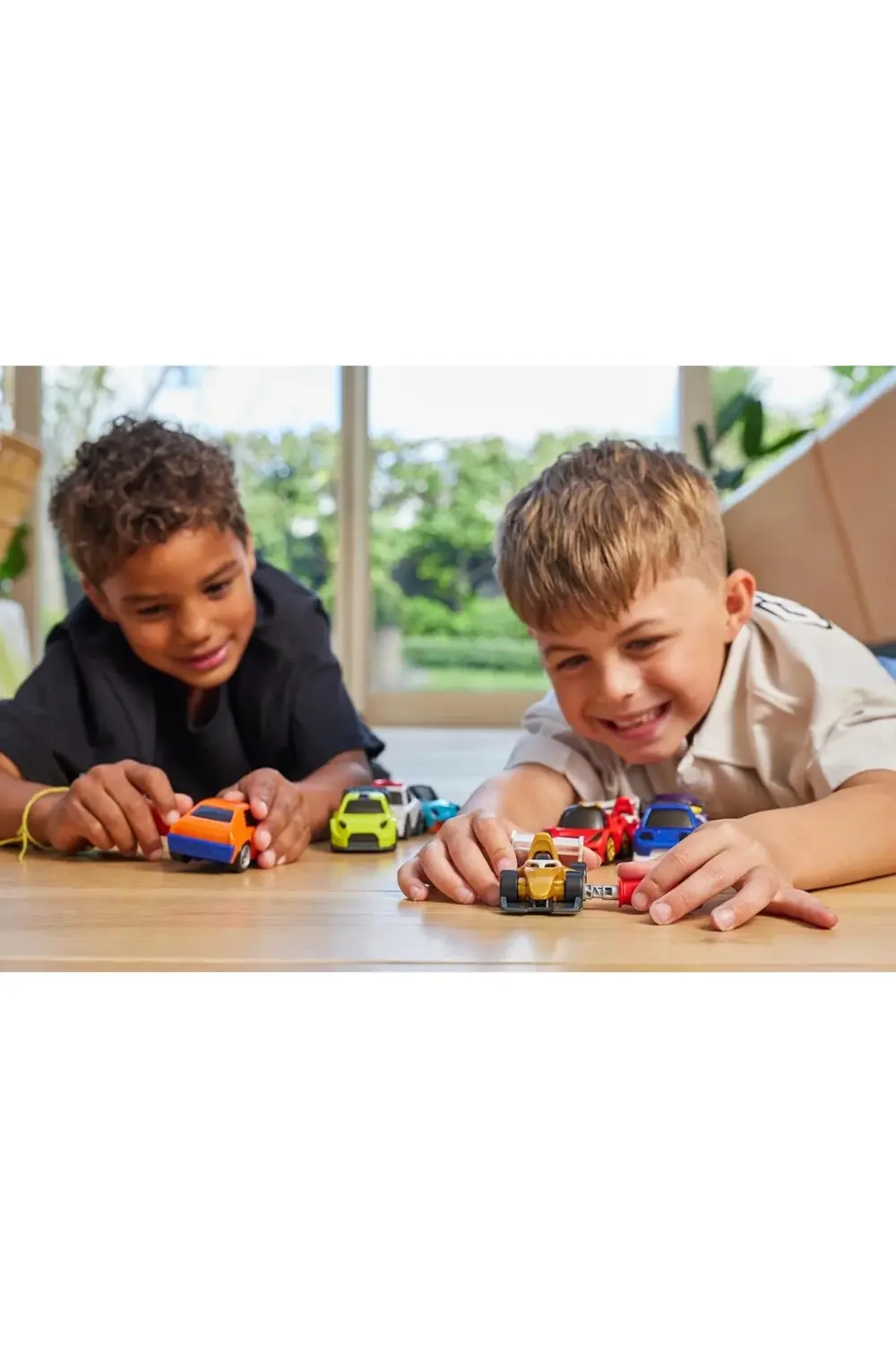 Make A Racer Sürpriz Paket (1 adet araç içerir)