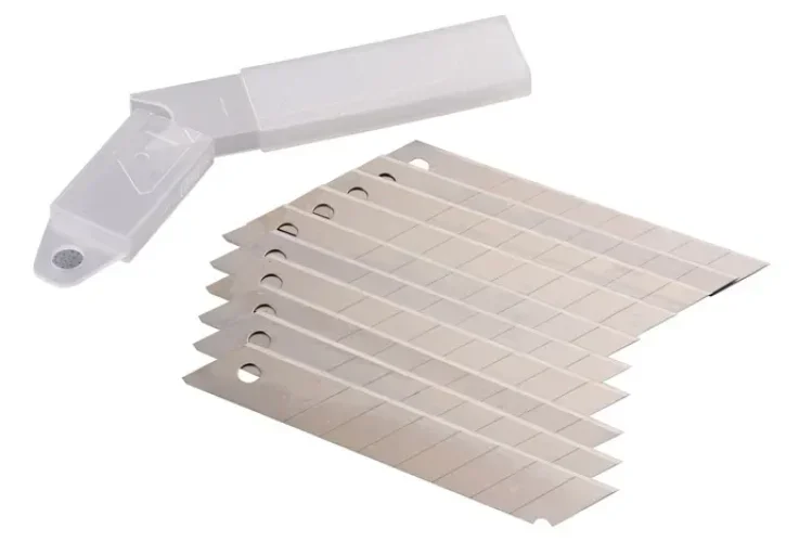 Maket Bıçağı - Falçata Ağzı - Yedeği Kalın 18mm - 1000 Adet Fiyatı, Yorumları ve Özellikleri