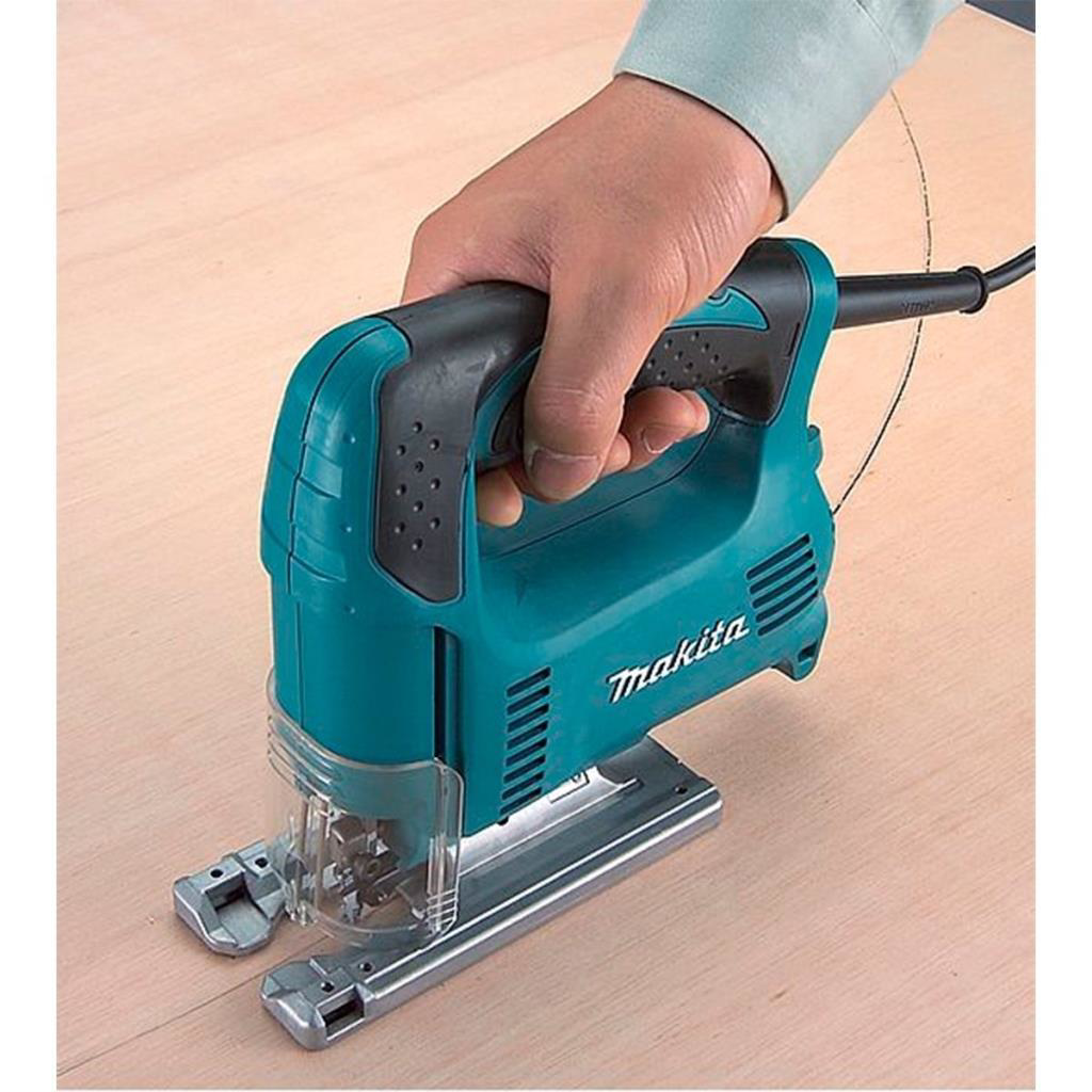 Makita  4326 450 Watt Dekupaj Testere