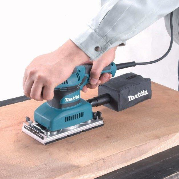 Makita  Bo3710 Titreşim Zimpara Aleti 190W