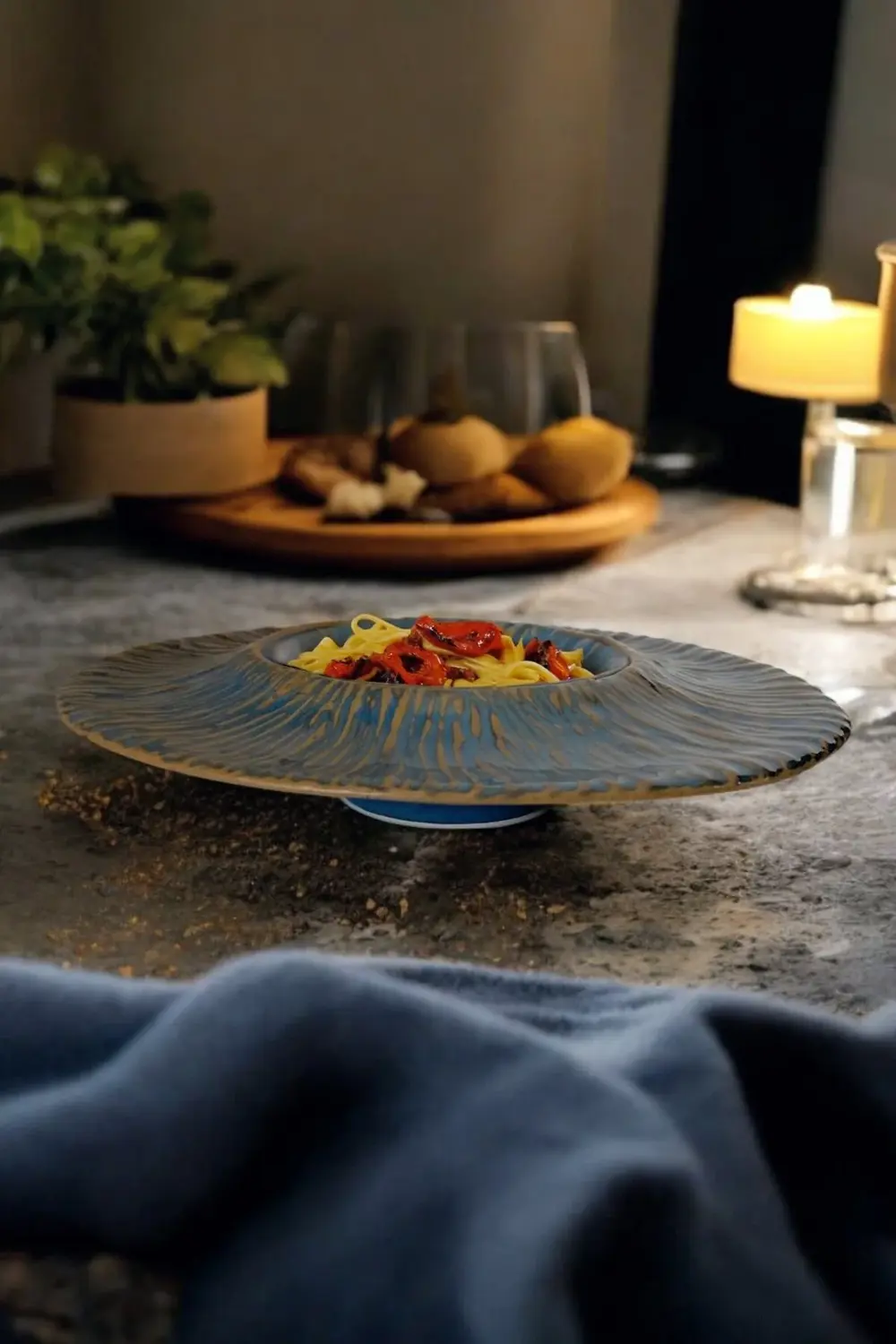 Mantra Porselen Makarna ve Salata Tabağı Çukur Dekoratif Tabak 28