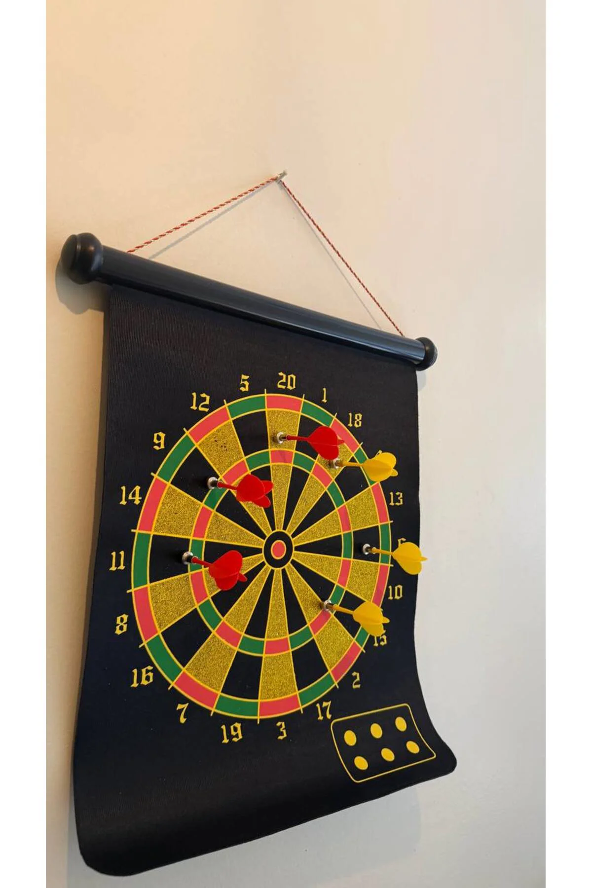 Manyetik Dart Oyunu – Çocuklar ve Yetişkinler İçin Güvenli Dart Seti