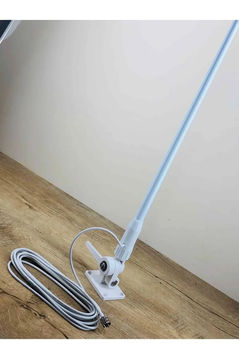 Marin Band Beyaz Fiber Anten Vhf Bandı Deniz Telsizi Anteni Tekne