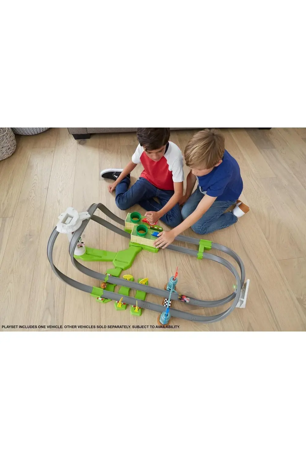 Mario Kart Çılgın Dönüş Parkuru Yarış Seti Ghk15