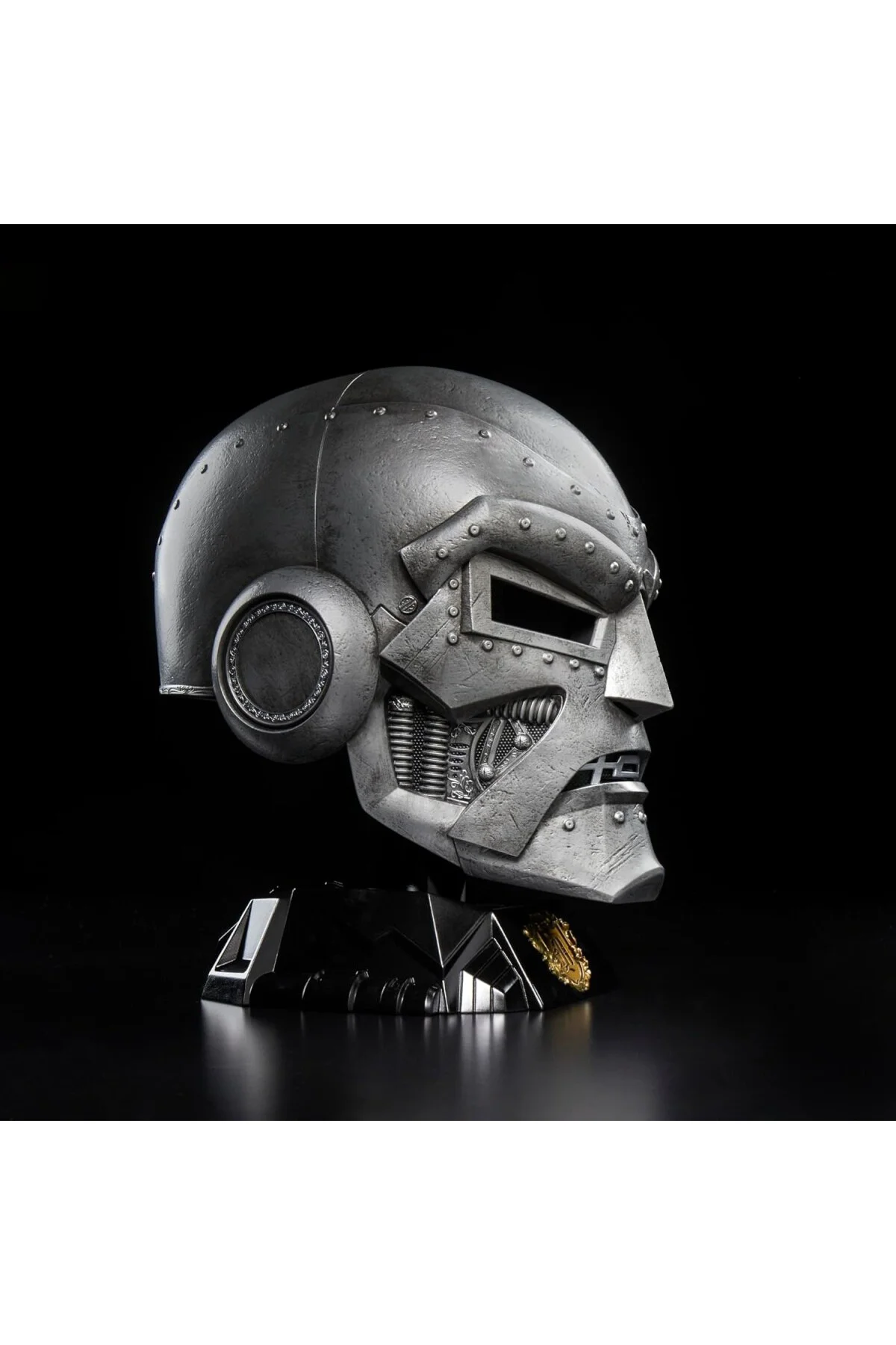 Marvel Legends Serisi Doctor Doom Premium Rol Oyunu Kaskı, Yetişkinler için Fantastik Dört Çiz