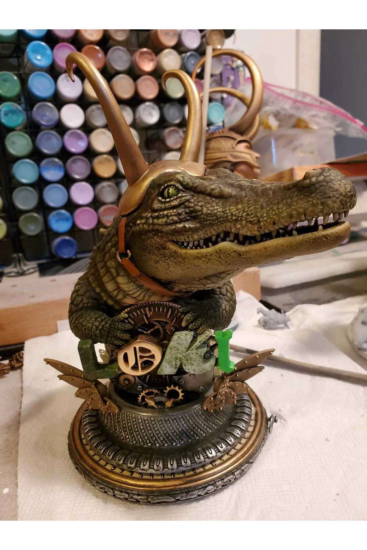 Marvel Timsah Loki Büst Timsah Figür 15CM