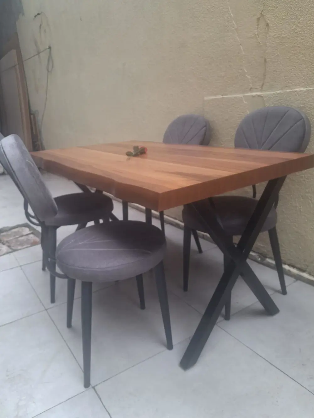 Masa 90551 Kütük Desen Model Ceviz Kaplama  Metal X Ayak 4 Adet S