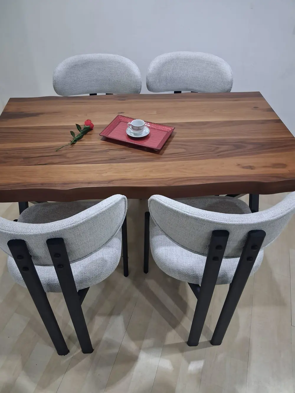 Masa Kütük 90601 V Ayak Sabit Ahşap Boyalı 4 Adet Sandalye Metal 