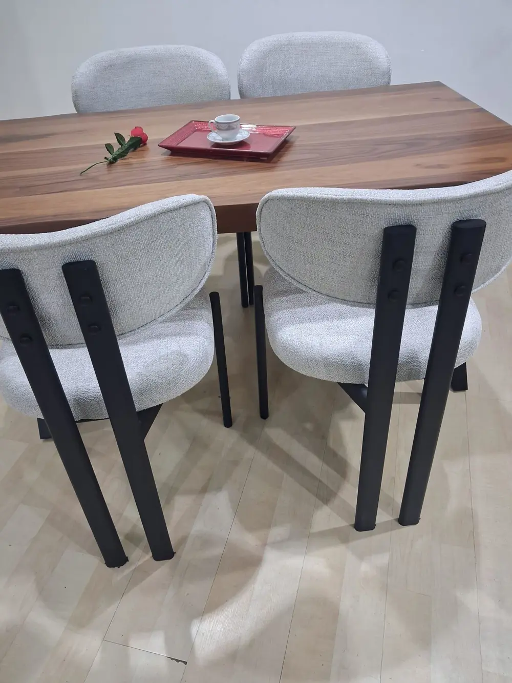 Masa Kütük 90601 V Ayak Sabit Ahşap Boyalı 4 Adet Sandalye Metal 