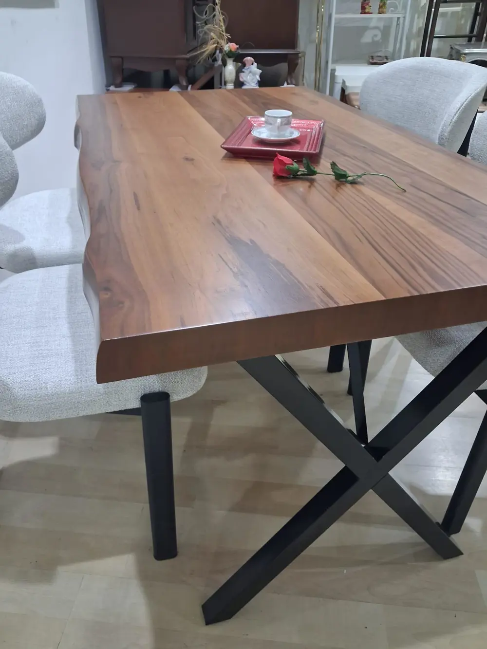 Masa Kütük 90601 V Ayak Sabit Ahşap Boyalı 4 Adet Sandalye Metal 