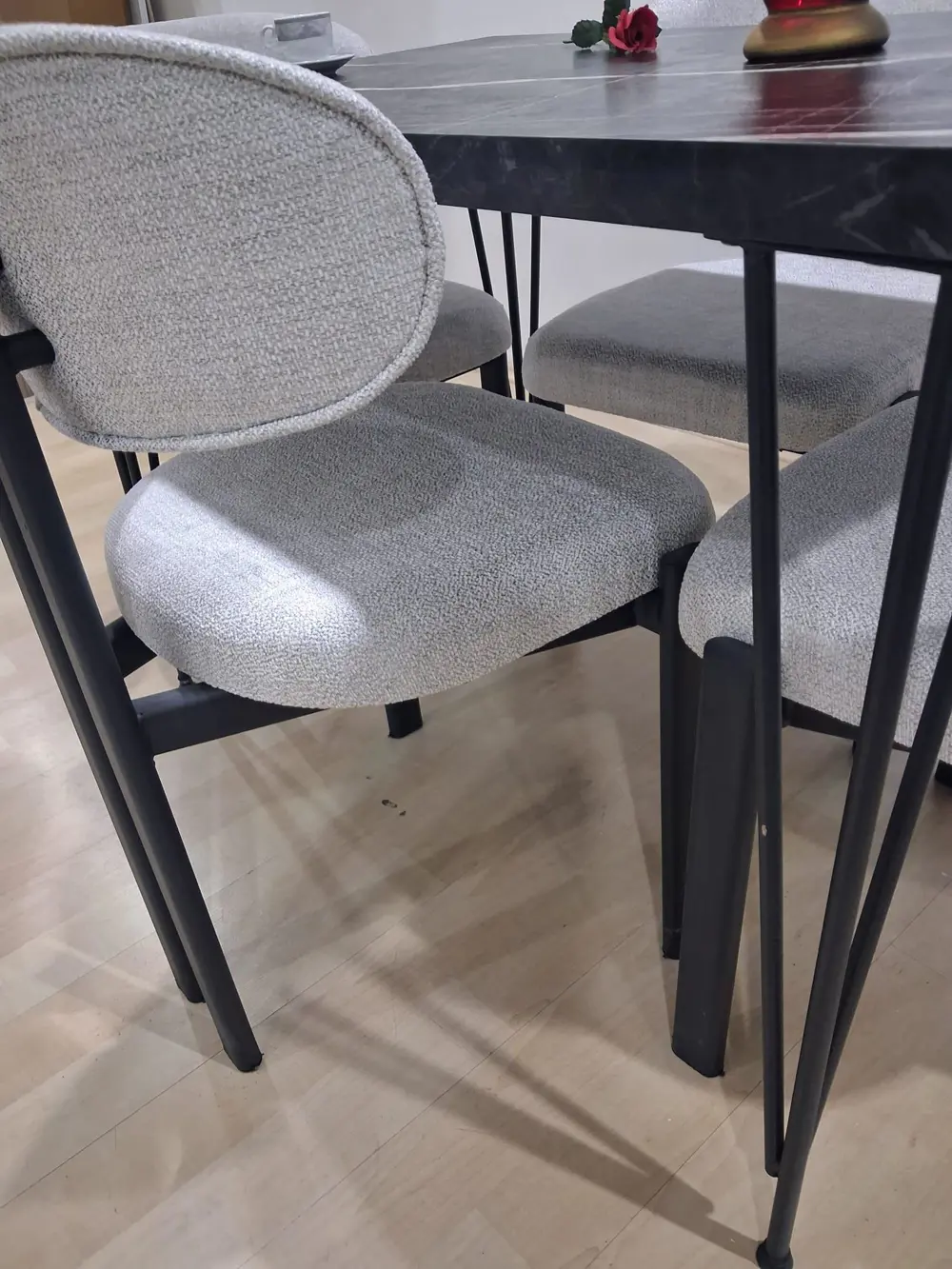 Masa Metal Ayak 90602 Sabit Siyah Mermer Desen 4 Adet Sandalye Me