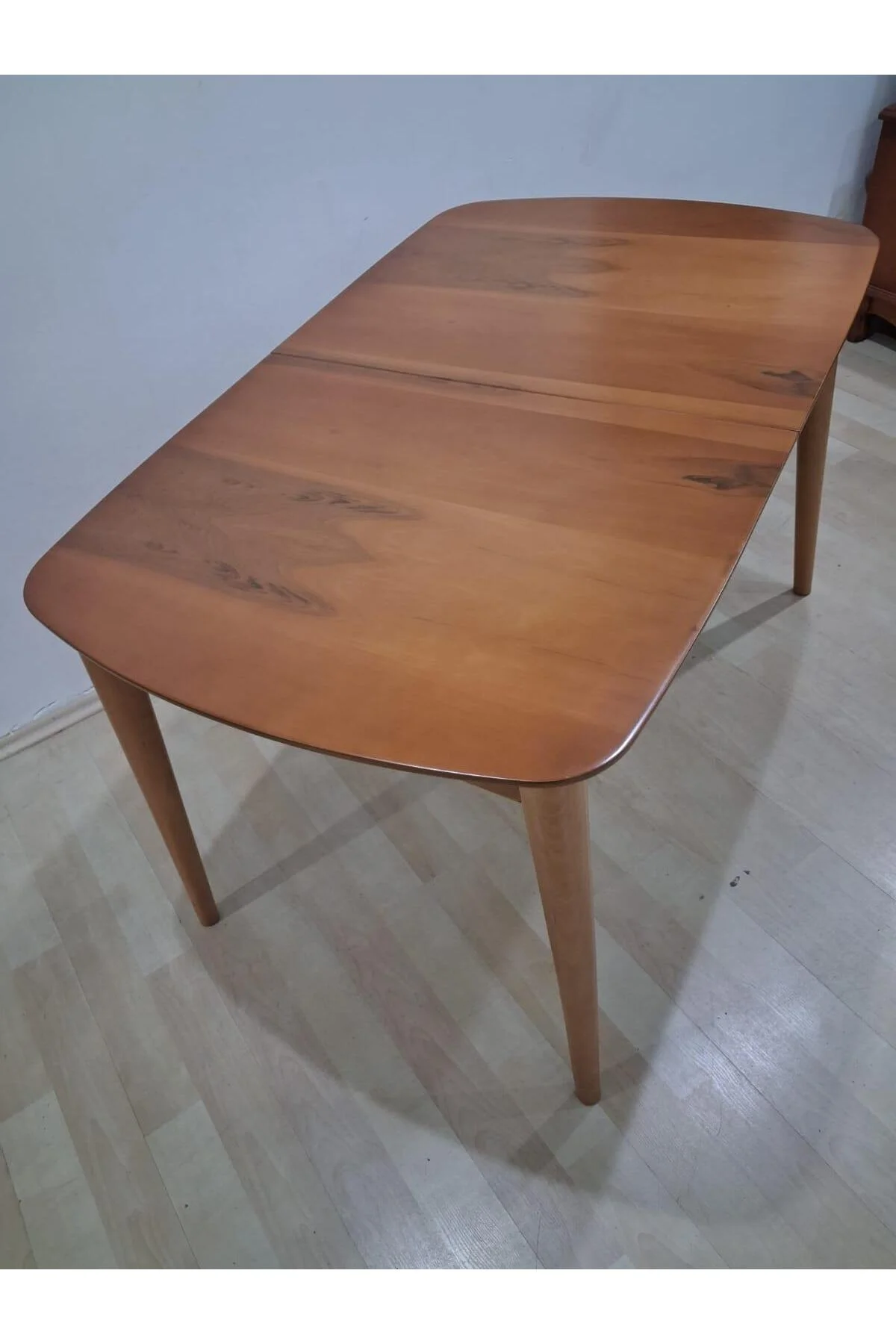 Masa Oval 90642 Retro Ayak Kayın Retro Açılır Parlak Açık Ceviz Tabla El Yapım - Görsel 8