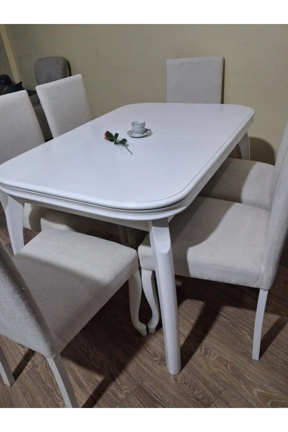 Masa Sandaly 90645 Klasik Muz Model Kayın Muz Açılır Parlak Lake Beyaz Giydirme Masa Sandaly 90645 Klasik Muz Model Kayın Muz Açılır Parlak Lake Beyaz Giydirme - Görsel 6