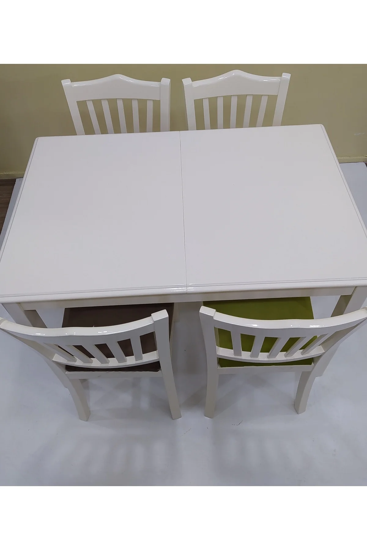 Masa -Sandalye 17864 MUTFAK Klasik model Kayın ayk açıl tabla Parlak beyaz kumaş Masa -Sandalye 17864 MUTFAK Klasik model Kayın ayk açıl tabla Parlak beyaz kumaş