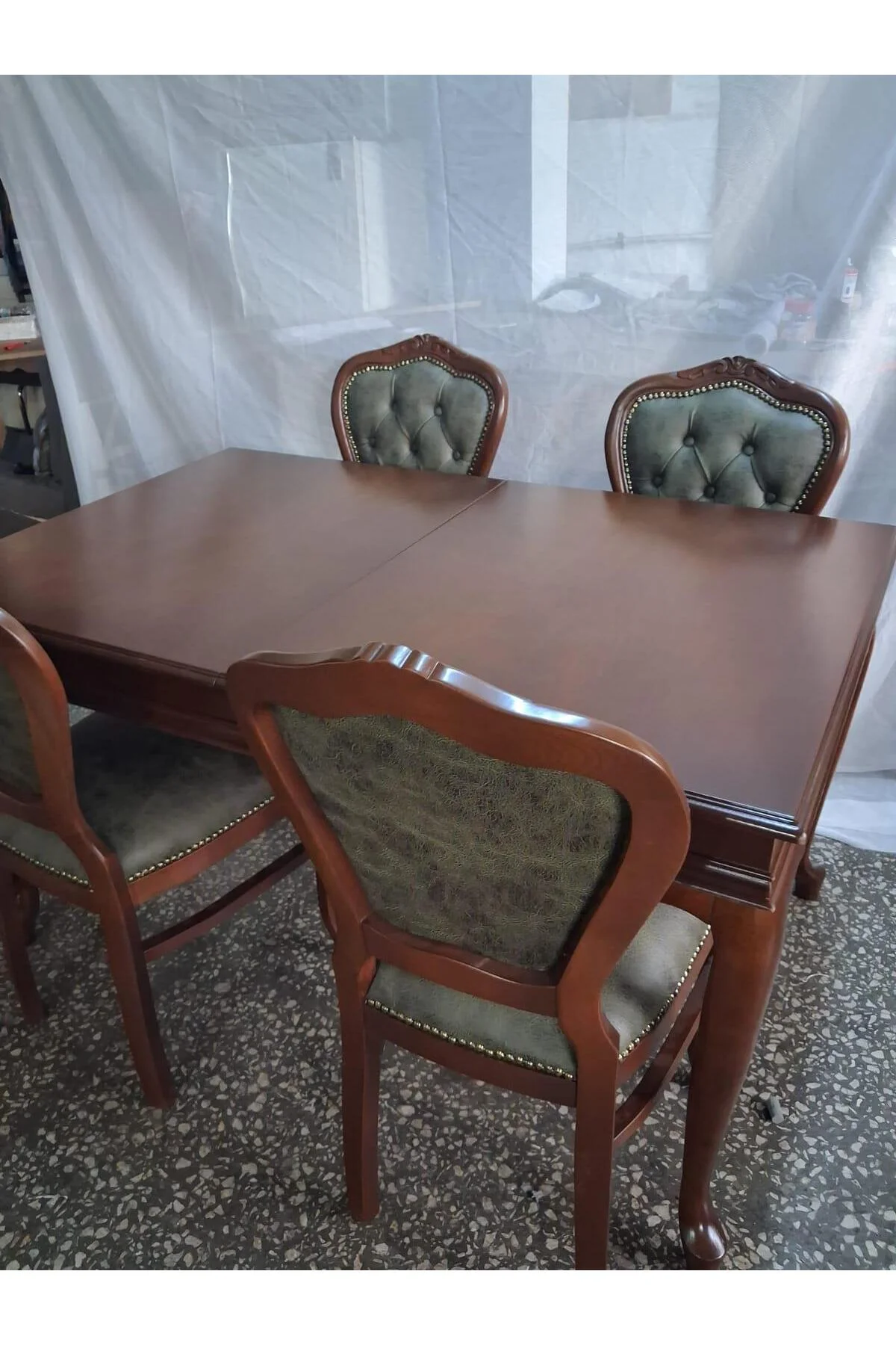 Masa Sandalye 90615 Klasik Model Kayın Aslan Ayak Oymalı Ceviz Orta Açılır Masa Masa Sandalye 90615 Klasik Model Kayın Aslan Ayak Oymalı Ceviz Orta Açılır Masa - Görsel 4
