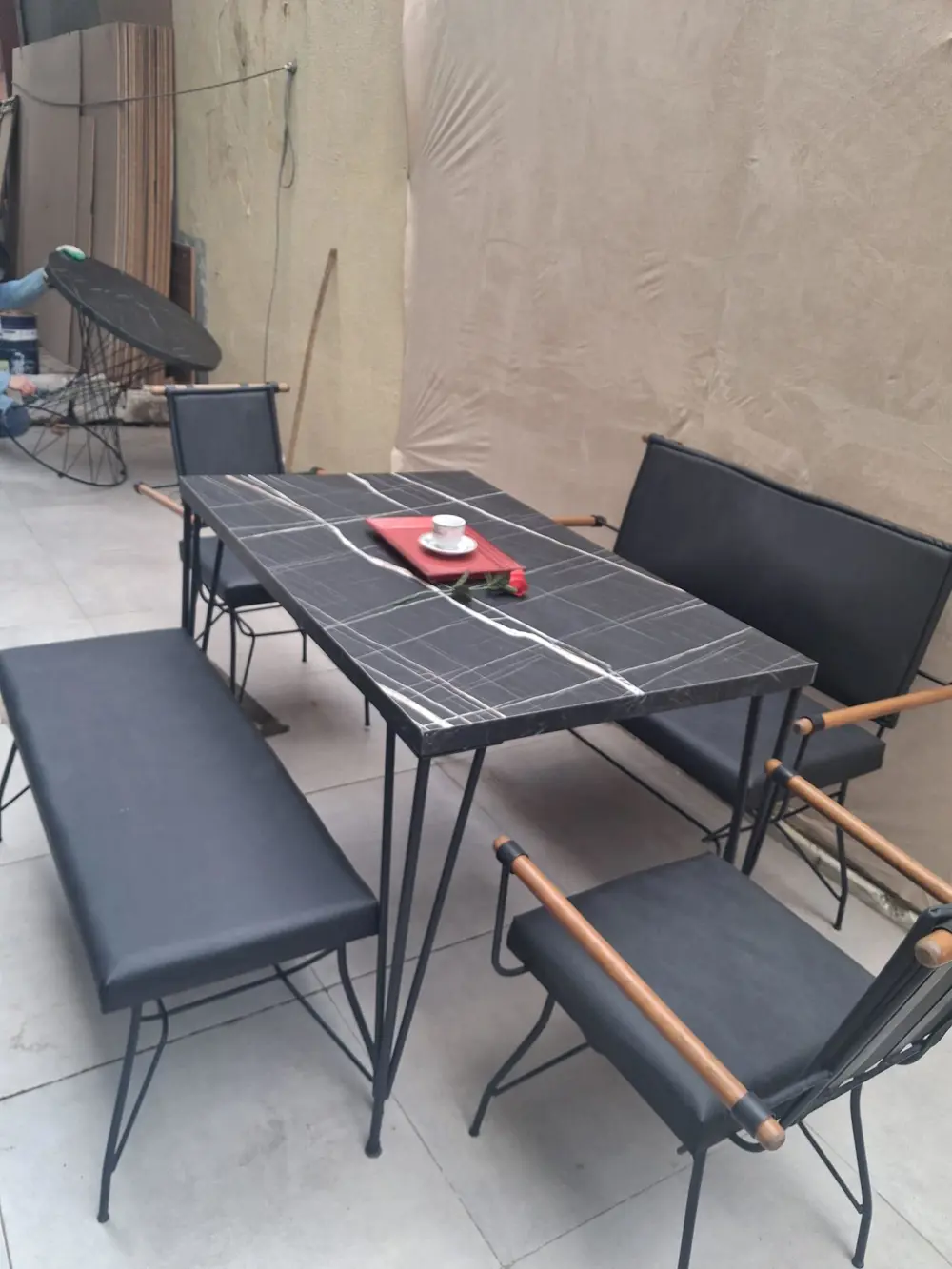 Masa Sandalye Tk 90605 PENYEZ  Takım Model Metal Siyah  Suni Deri