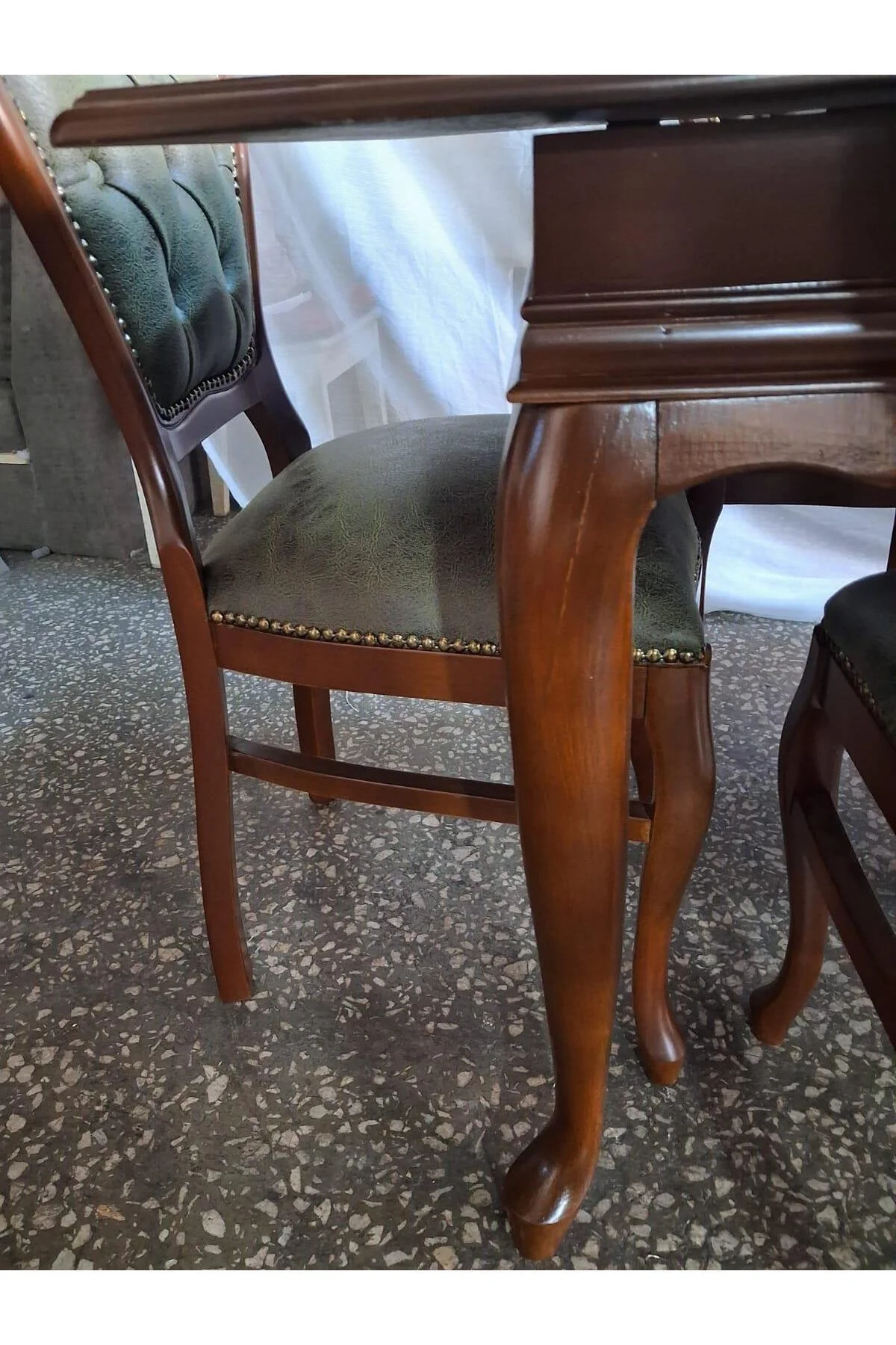 Masa Sandalye Tk 90616 Klasik Model Kayın Aslan Ayak Oymalı Ceviz Orta Açılır Masa Masa Sandalye Tk 90616 Klasik Model Kayın Aslan Ayak Oymalı Ceviz Orta Açılır Masa - Görsel 7