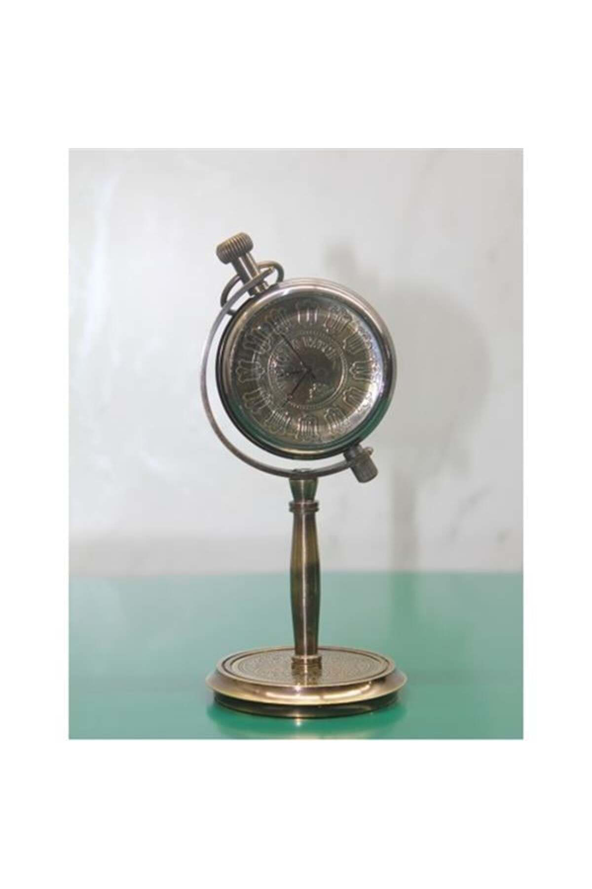 Diğer Markalar Masa Üstü Pirinç Saat Model 6