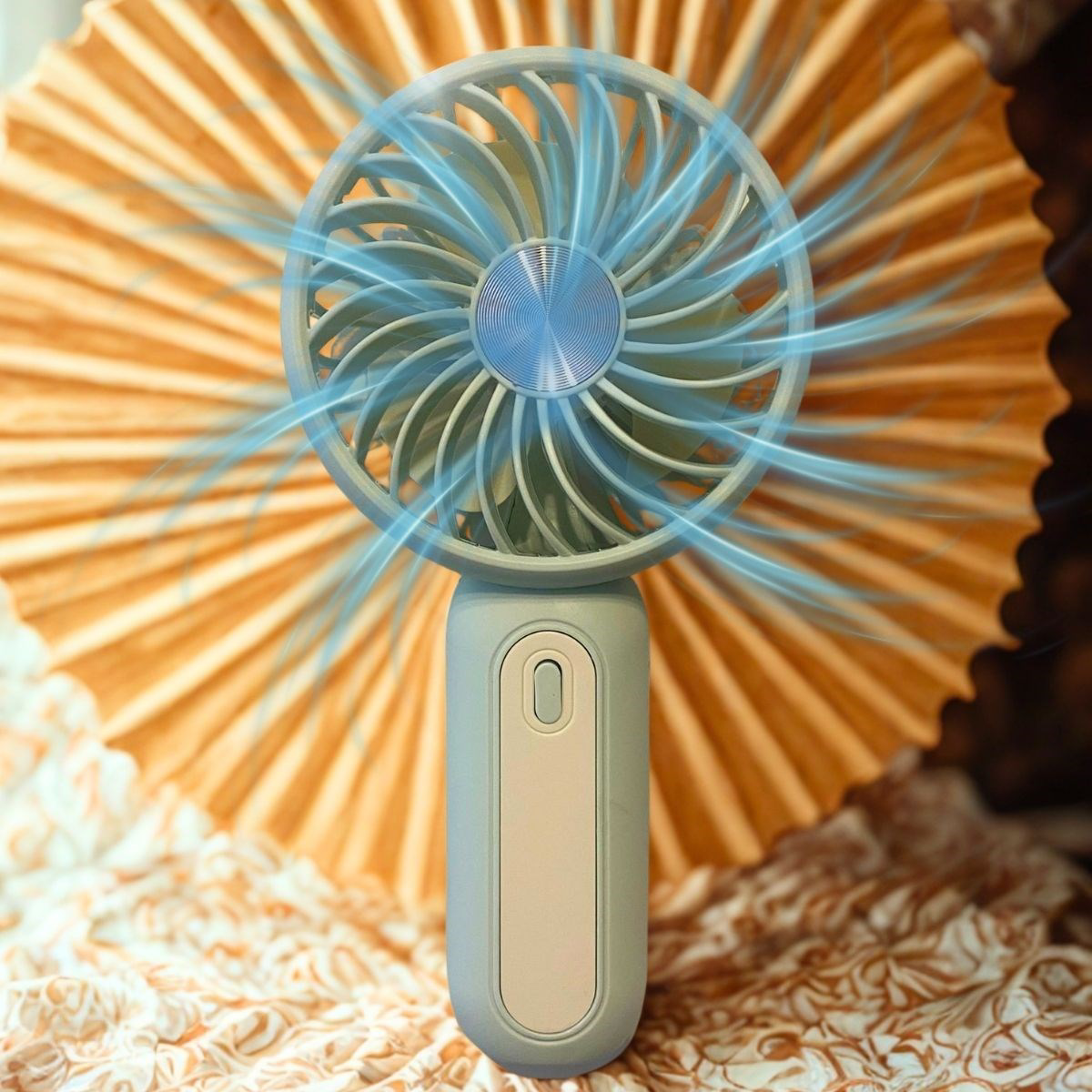 Masa Üstü Standlı USB ile Şarj Olabilen 3 Ayarlı Fan Modlu Çanta 