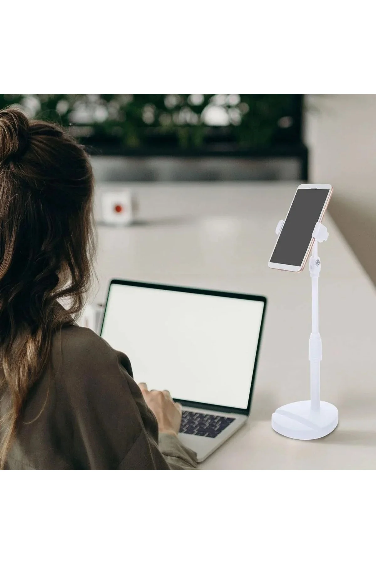 Masa Üstü Tablet ve Telefon Tutucu Plastik Aparat Beyaz Telefon Standı Masa Üstü Tablet ve Telefon Tutucu Plastik Aparat Beyaz Telefon Standı